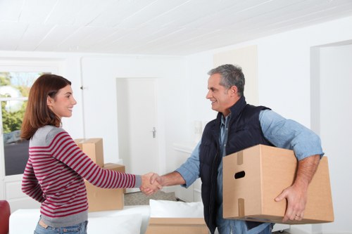 Hoxton local removals service navigating urban streets and access